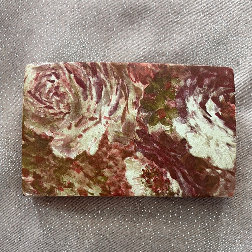 Floral Patterned Clutch
